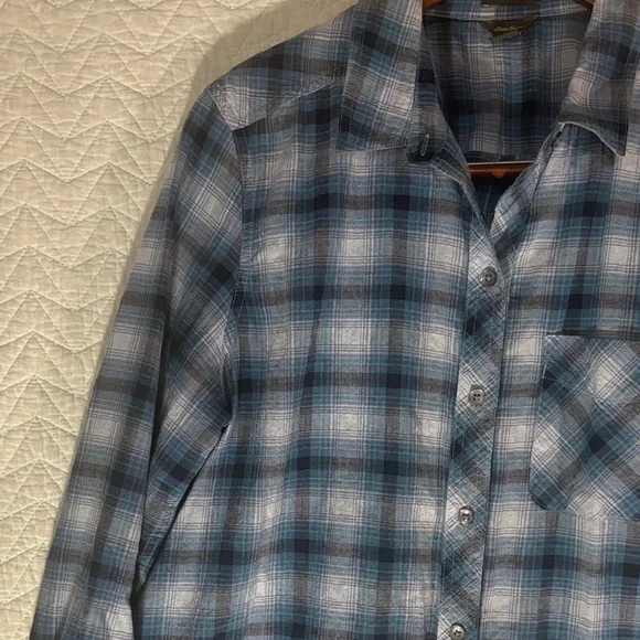 Eddie Bauer Blue Plaid Button-Down Shirt - Picture 4 of 8